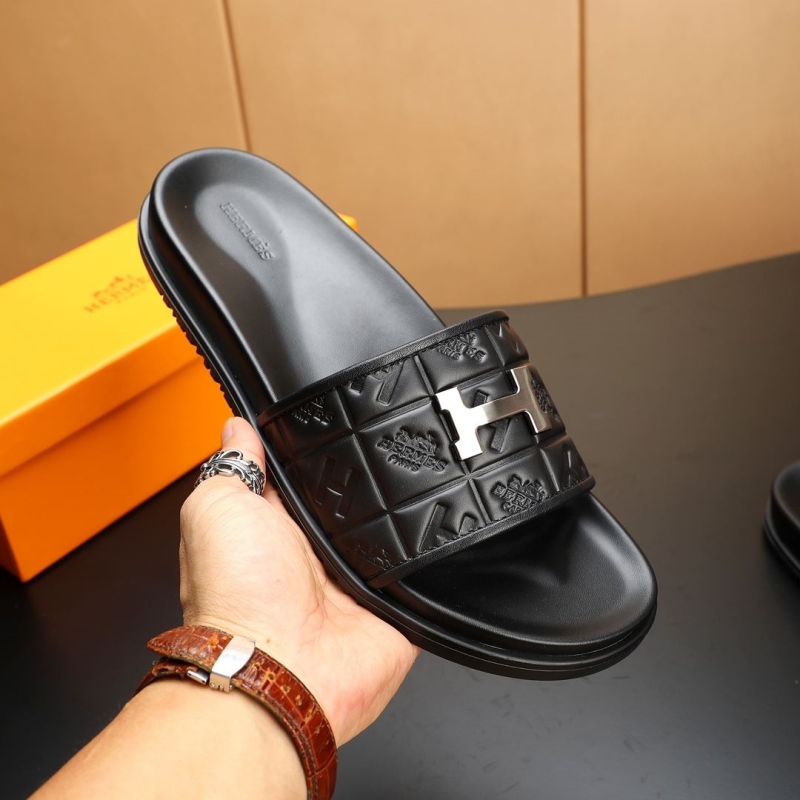 H**mes slippers